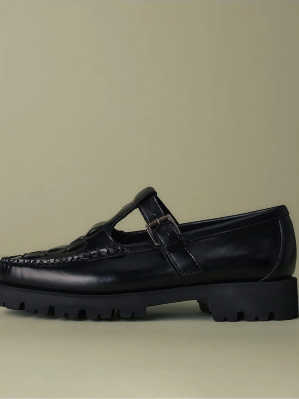 G.H. Bass & Co. Black Mary Jane Fisherman Super Lug Mary Jane Loafers - Picture 8 of 9